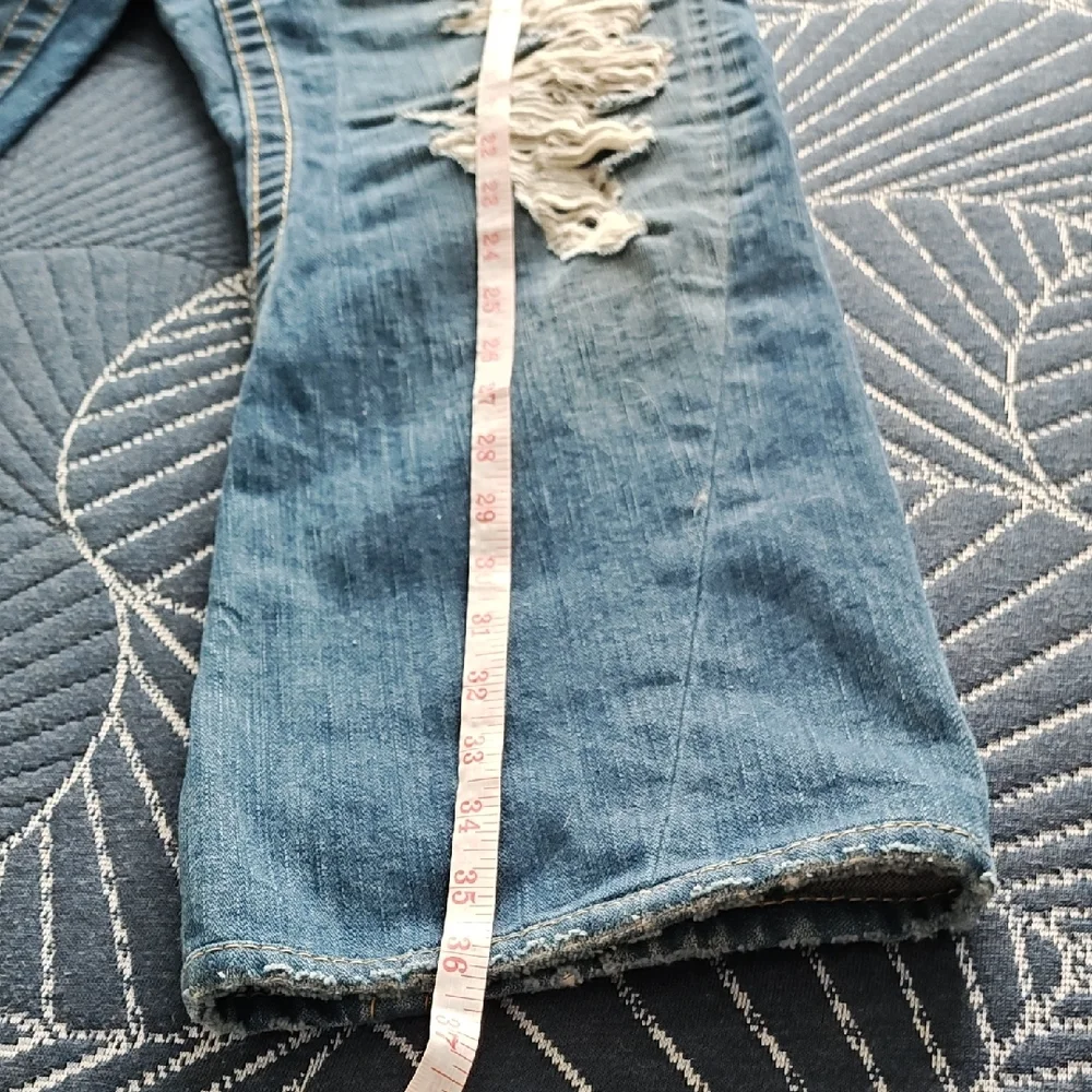 Tru Religion 💙 Distressed Women's Blue Jeans 16'' - Picture 6 of 10